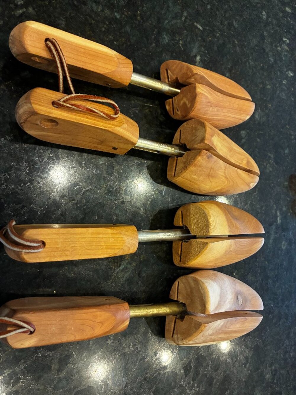 Cedar Shoe Trees Mens Size Medium Lot of 2 Pairs Adjustable Wood